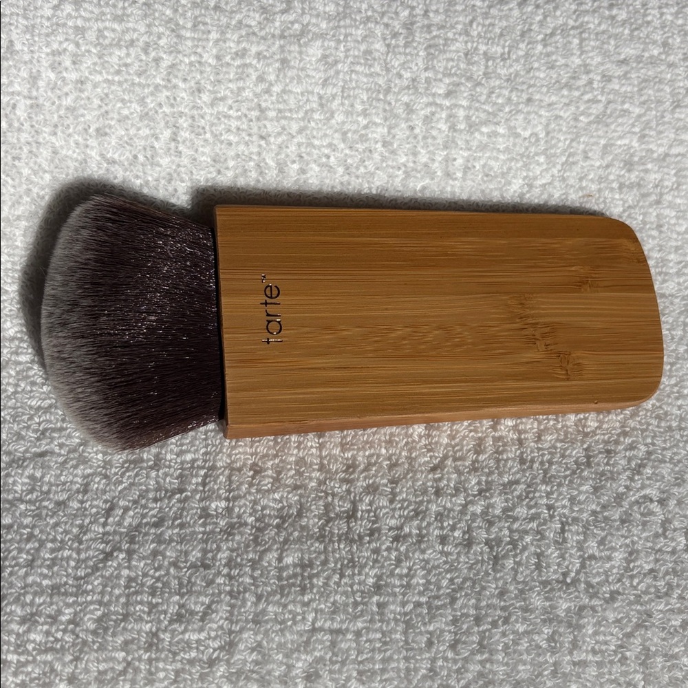 Tarte Swirl Powder and Contour Brush